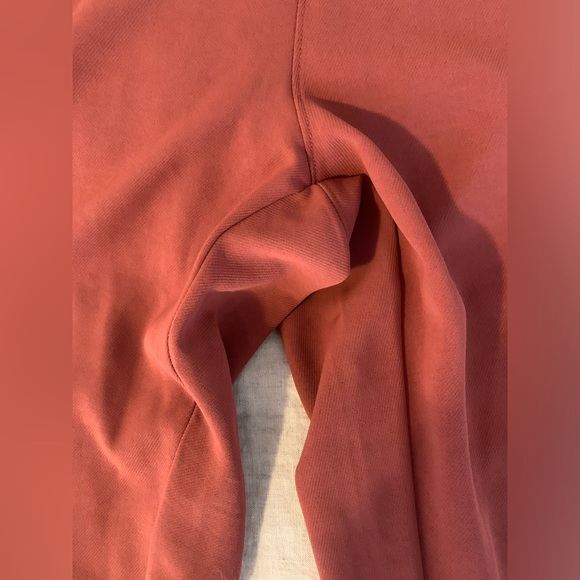 Light pants with elastic band. - Picture 9 of 9